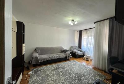 Resita, Apt. 3 cam.Conf.1 Sporit, Central, Zona Piata Sud - 4