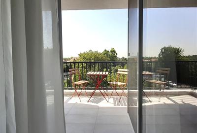 Apartament cu 2 camere semidecomandat, mobilat în Pipera