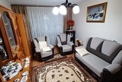 Etaj 1 Ap 3 cam 70mp zona Plantelor-C Galati  Confort 1 Decomandat - 3