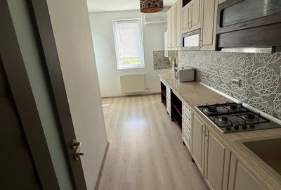 Apartament 2 camere,zona E3,etaj 2 - 4