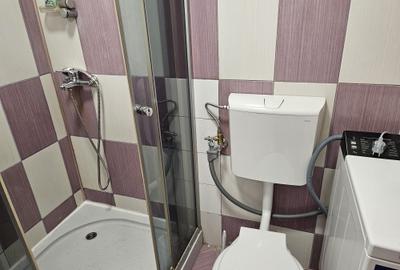 P-ta Romana 2 min.metrou,mobilata utilata,comision 0. - 10