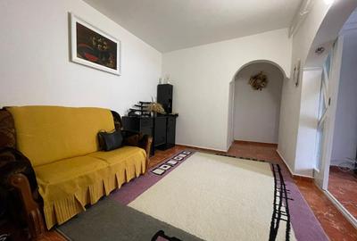 Apartament de vanzare, 2 camere decomandat, zona Moara de Foc, Iasi - 1