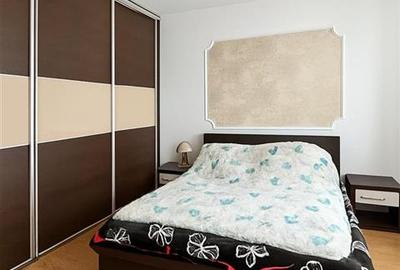 Apartament cu 3 camere in Decebal - 5