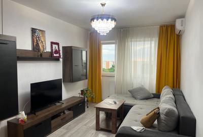 Apartament cu 3 camere decomandat, mobilat în Apărătorii Patriei