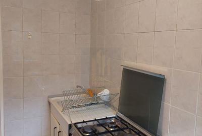 Garsoniera decomandata cu balcon de inchiriat in zona Piata Alba Iulia - 8