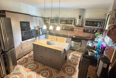 Casă de vânzare pe strada Tudor Vladimirescu - 19