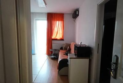 2 camere parter vila, curte proprie, parcare, Popesti , centrala,AC - 11