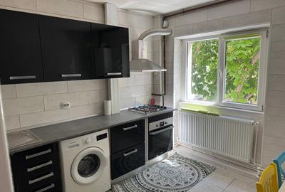 Apartament cu 2 camere decomandat în Rahova