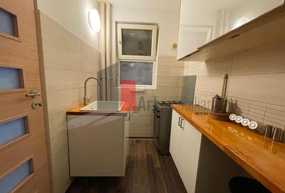 APARTAMENT 2 CAMERE -SALA PALATULUI - 12