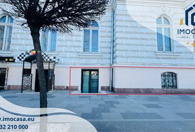 Spațiu comercial De închiriat, Bulevardul Revoluție, Ultracentral Arad - 1