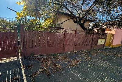 Casa bătrânească și teren - 1