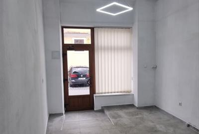 Spatiu comercial zona Centrală - 3