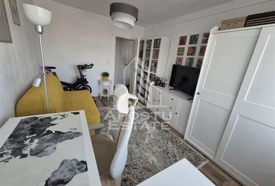 Apartament cu 3 camere de vanzare, decomandat, zona Sagului, Timisoara - 2
