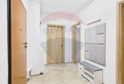 Apartament de 2 camere langa cel mai mare complex educational din S4 - 3