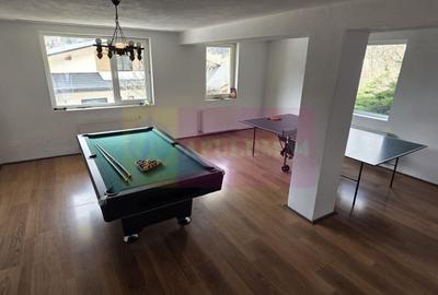 Vila de vânzare cu 8 camere și garaj in Busteni - 23