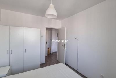 Piata Amzei // 1960 // mobilat - 4