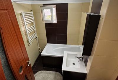 Apartament cu 4 camere, 2 bai de inchiriat str. Cazaban - Oradea - 16