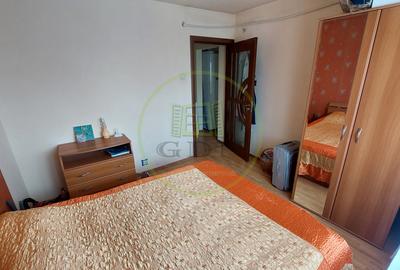Apartament doua camere decomandat, 52 mp, cartier Cornitoiu, zona Liceul Bibescu - 2
