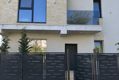Casă individuală de vânzare | 3 dormitoare | 3 băi | Mansardă locuibilă | Teren - 3