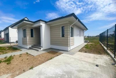 Berceni - Strada Asfaltata - Casa Individuala 3 Camere pe parter