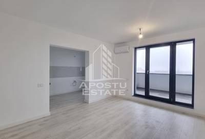 Apartament cu 3 camere decomandat în Torontalului