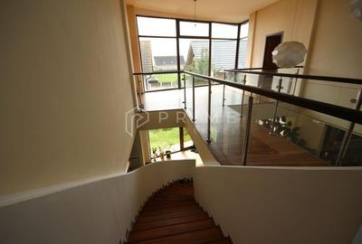 Vilă cu design și dotări deosebite de vânzare - 6