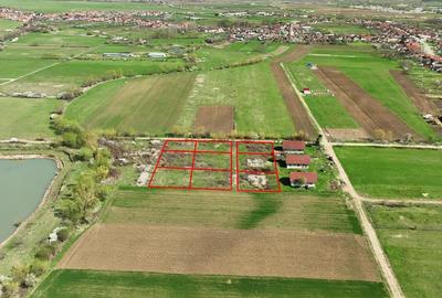 Teren Construcții intravilan de 576 mp, în Ineu