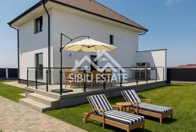 Casă individuală cu 5 camere în Cristian