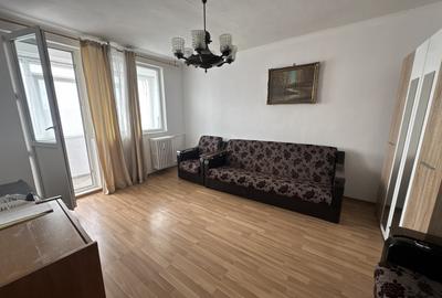 Apartament cu 2 camere decomandat, mobilat în Drumul Taberei