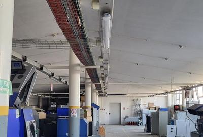 Spatiu industrial 1105 mp ideal pentru severe/ data center/backup date. - 9