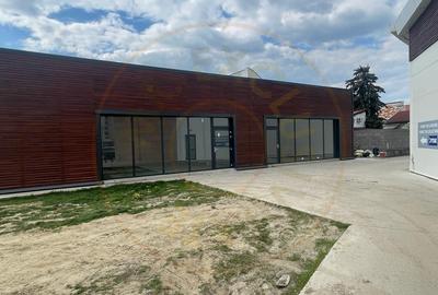 Spațiu de ÎNCHIRIAT CENTRAL - 3