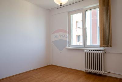 Apartament 3 camere - zona Antiaeriana - 4