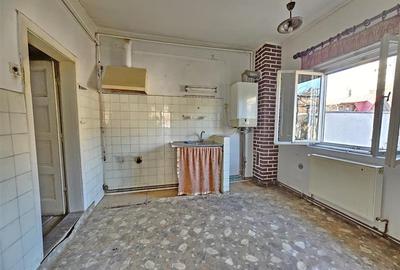 Casa in Tudor zona Dacia cu 400 mp teren - 1