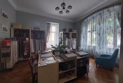 Apartament cu 3 camere nedecomandat, mobilat în Ultracentral