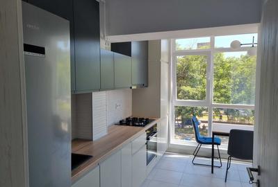 Apartament cu 3 camere decomandat, mobilat în Lujerului