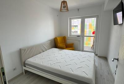 Apartament cu 3 camere decomandat, mobilat în Theodor Pallady