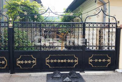 Casă individuală cu 3 camere în Teliucu Inferior