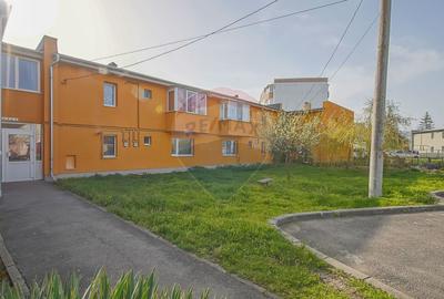 Apartament cu 4 camere decomandat, mobilat în Avantgarden