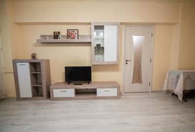 Dristor - Rm Sarat - stradal, Apartament 2 Camere Semidecomandat - 1