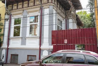 VILA 5 CAMERE - CENTRAL - Direct proprietar - 1