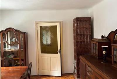 Casa 3 cam zona Armeneasca- Mosilor, str. Toamnei - 9