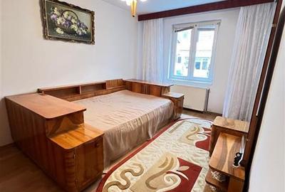 Vanzare apartament 2 camere - Astra, strada Cocorului - 13