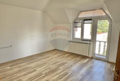 Casă / Vilă cu 6 camere de închiriat în zona Iosia - 7