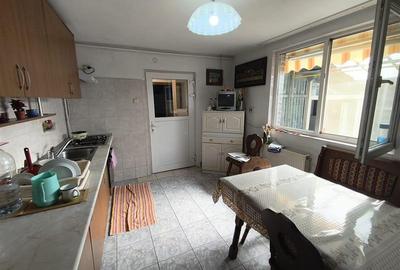 Resita Casa 2 Garaje Zona Lendt - 16