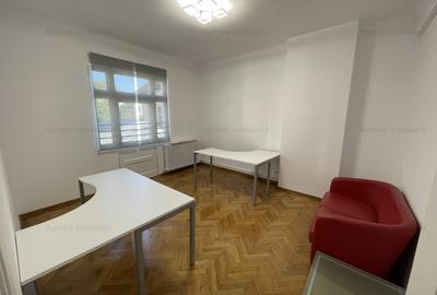 Birou Firma - Vila S+P+E - Str. Toamnei / Bd. Dacia - 14