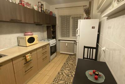 Pozitie excelenta !1 MAI-MEDICINA/Apartament renovat/  prima inchiriere/etaj 3 - 4