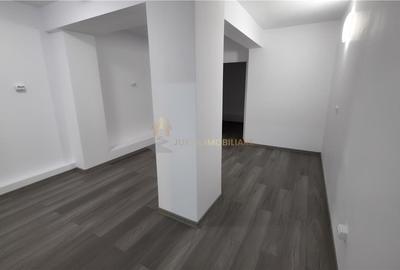 SPATIU COMERCIAL 91 MP LA CHEIE ZONA STRAZII GALAXIEI - 19