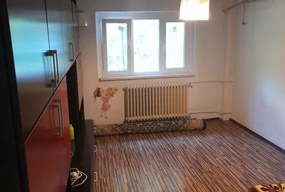 Vitan - Garsoniera bloc mixt - 2