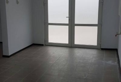 Stradal, Bdul Iuliu Maniu renovat, cladire 14 camere, 330mp, 910E/mp, venit pasi - 3