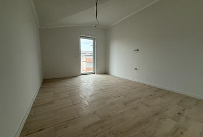 Apartament spatios, 4 camere, 75 mp utili + 35 mp terasa - Giroc - 4